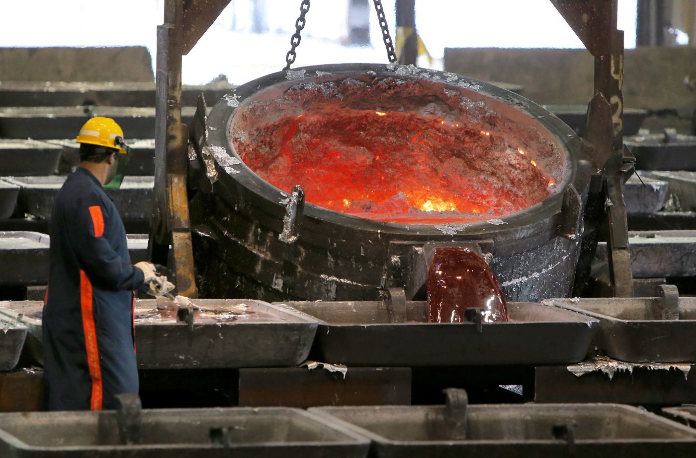 Trump tariffs helped resurrect Missouri aluminum smelter in 2018. But as losses mount, it may close.